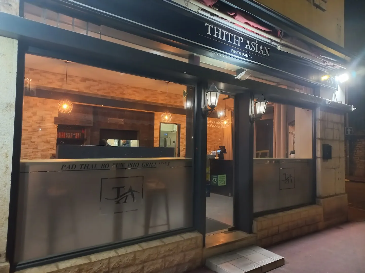 Thith’Asian